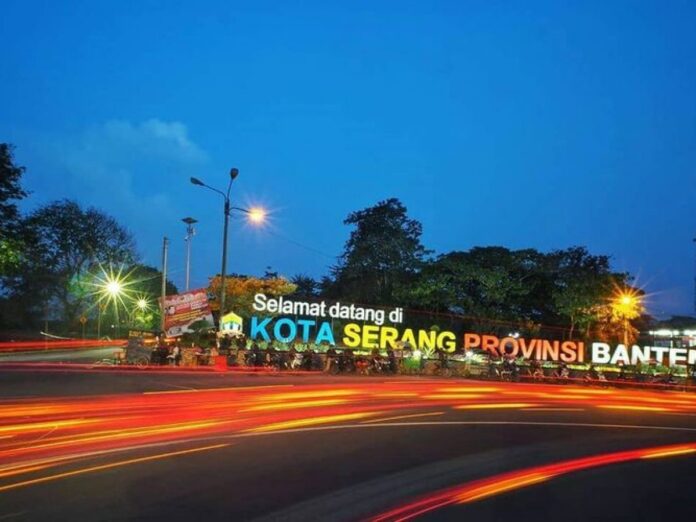 61b96f894199b-1200x900-1